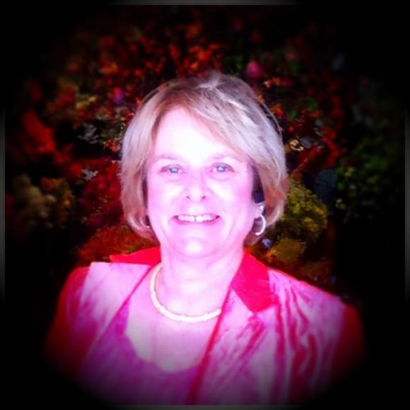 Meet your Posher, Francine - Picture 1 of 1